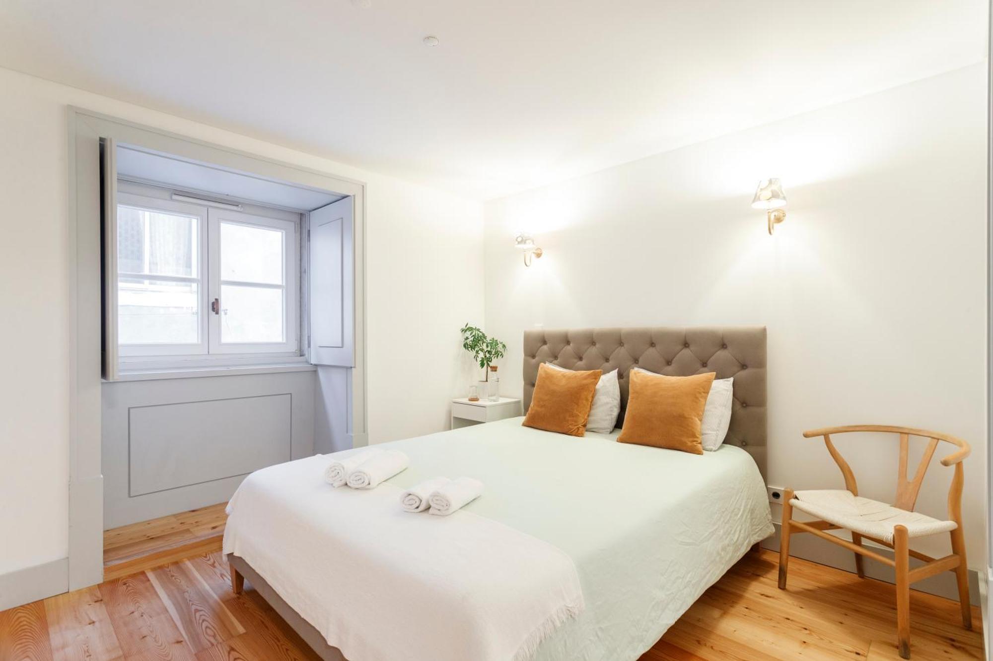 Double Room With Private Wc In Shared House In Downtown リスボン エクステリア 写真